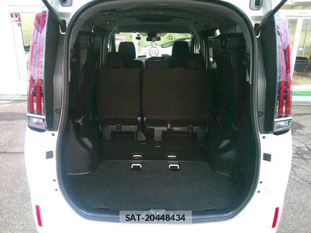 Toyota NOAH 2020-08 8830802-25