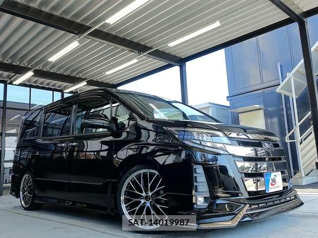 Toyota NOAH 2018-12 8830801-11