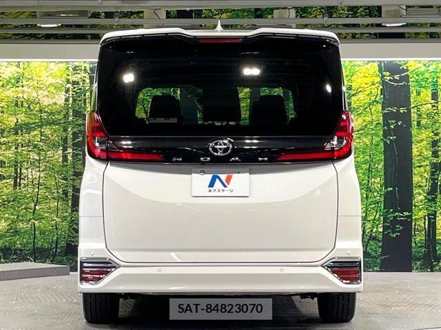 Toyota NOAH 2025-02 8830797-14