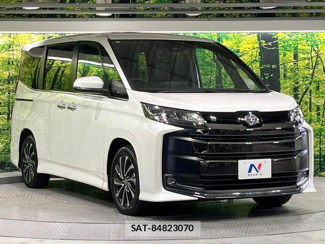 Toyota NOAH 2025-02 8830797-15