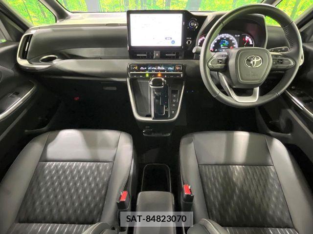 Toyota NOAH 2025-02 8830797-4