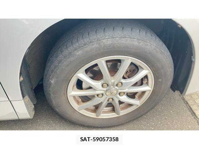 Toyota NOAH 2012-05 8830806-9