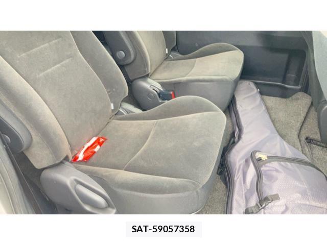 Toyota NOAH 2012-05 8830806-23