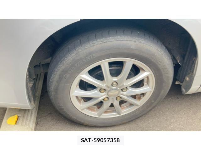 Toyota NOAH 2012-05 8830806-8