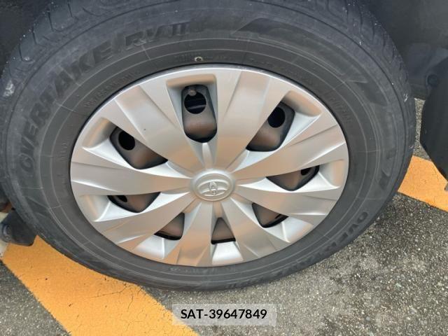 Toyota NOAH 2015-09 8830804-6