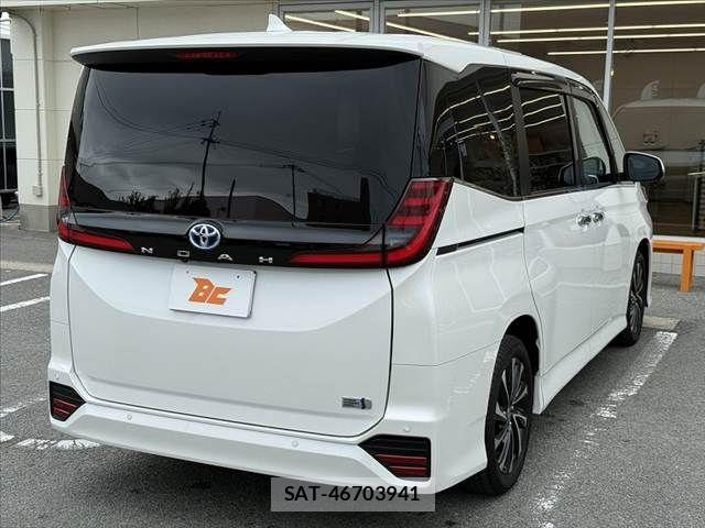 Toyota NOAH 2024-01 8849340-12