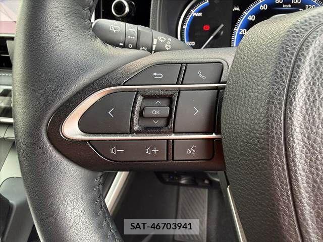 Toyota NOAH 2024-01 8849340-26