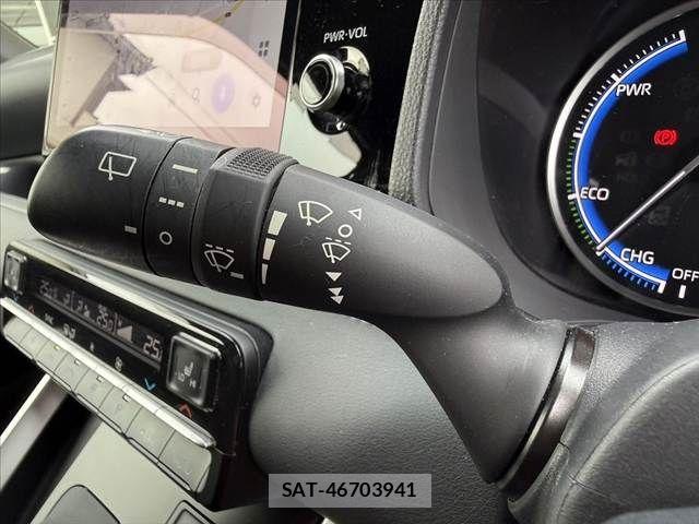 Toyota NOAH 2024-01 8849340-28