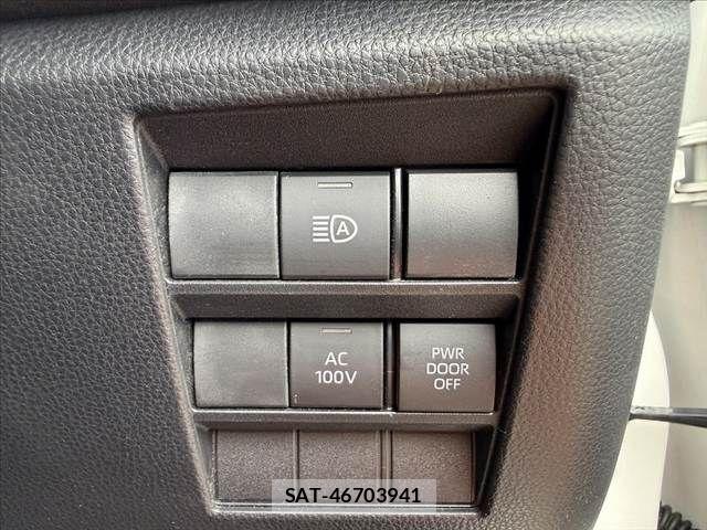 Toyota NOAH 2024-01 8849340-6