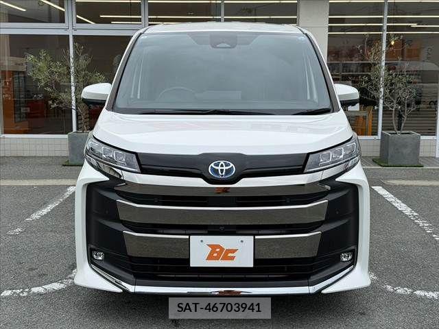 Toyota NOAH 2024-01 8849340-8