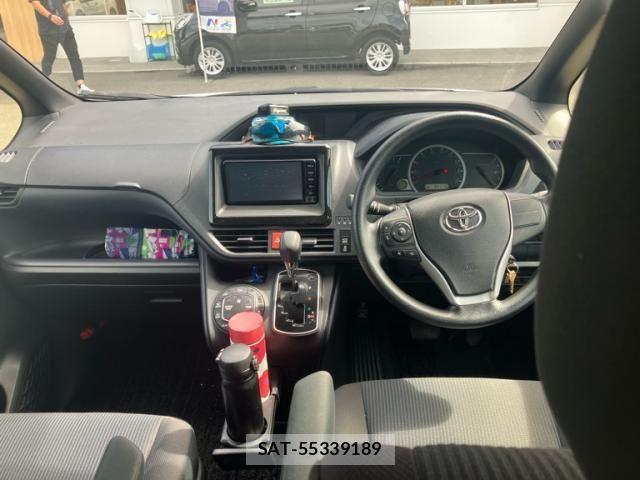 Toyota NOAH 2017-01 8850158-13
