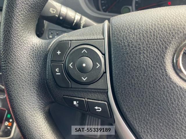 Toyota NOAH 2017-01 8850158-15