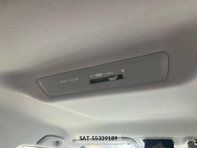 Toyota NOAH 2017-01 8850158-18