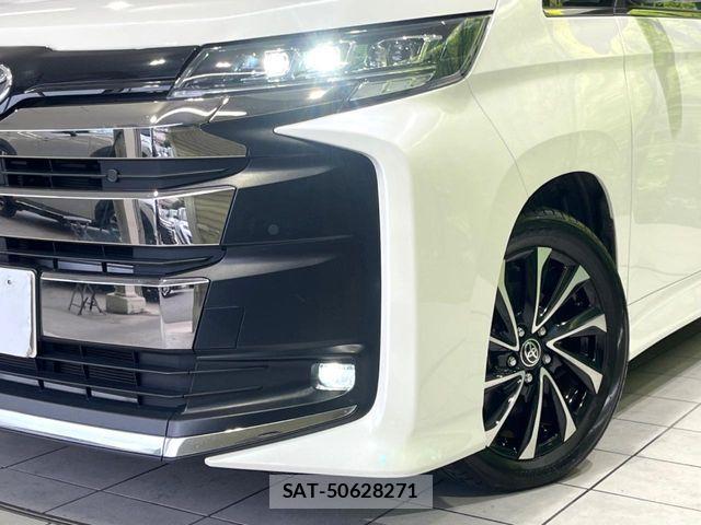 Toyota NOAH 2024-06 8849051-12
