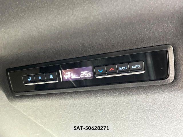 Toyota NOAH 2024-06 8849051-5