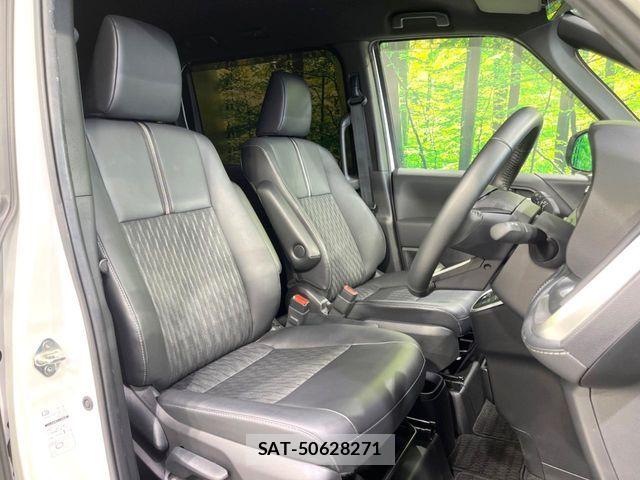 Toyota NOAH 2024-06 8849051-7