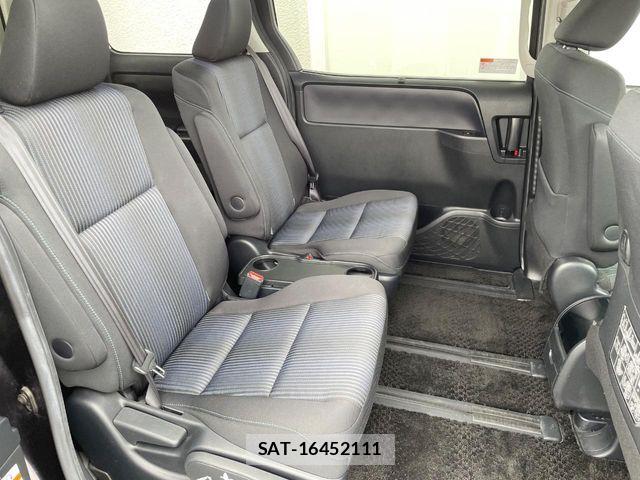 Toyota NOAH 2016-06 8850156-8