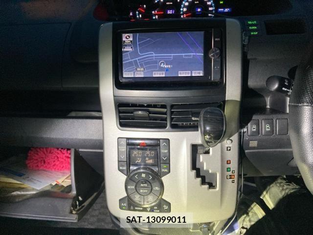 Toyota NOAH 2012-10 8850160-15
