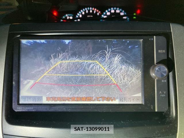 Toyota NOAH 2012-10 8850160-22