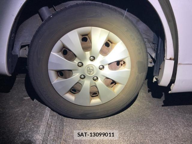 Toyota NOAH 2012-10 8850160-8