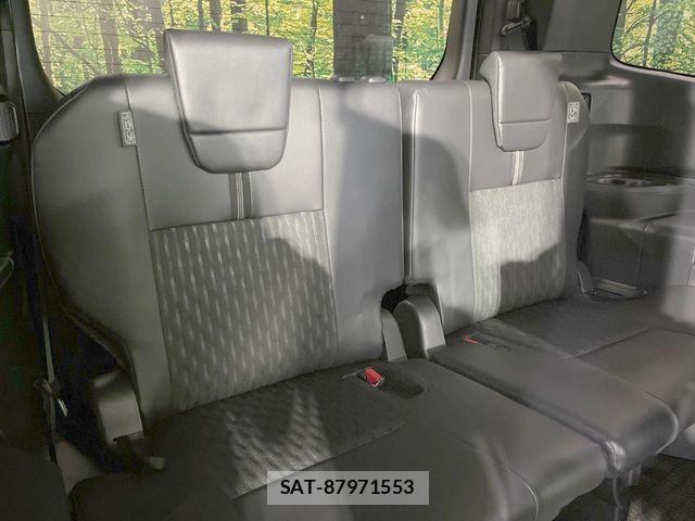 Toyota NOAH 2024-01 8849313-9