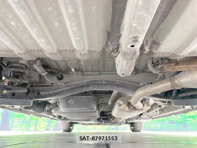 Toyota NOAH 2024-01 8849313-18