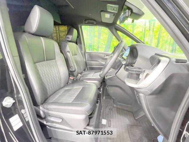 Toyota NOAH 2024-01 8849313-7