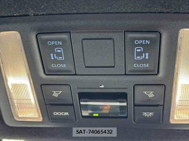 Toyota NOAH 2023-10 8850150-5