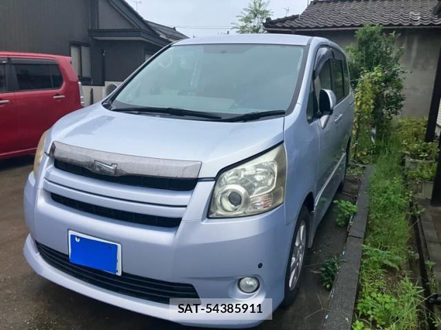 Toyota NOAH 2010-04 8849434-0