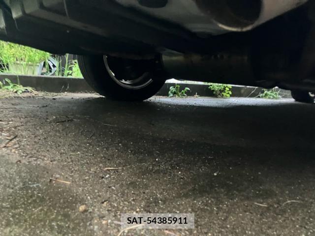 Toyota NOAH 2010-04 8849434-12