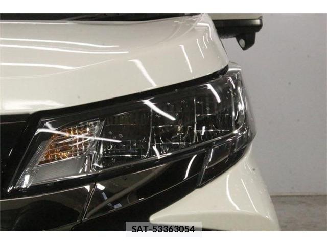 Toyota NOAH 2023-03 8849137-13
