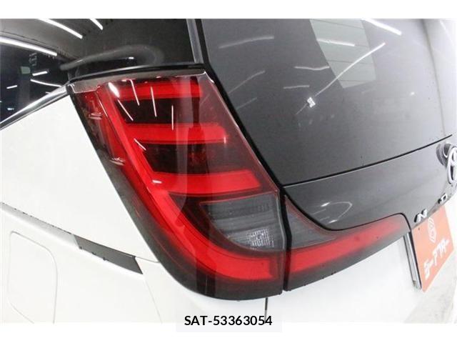 Toyota NOAH 2023-03 8849137-16
