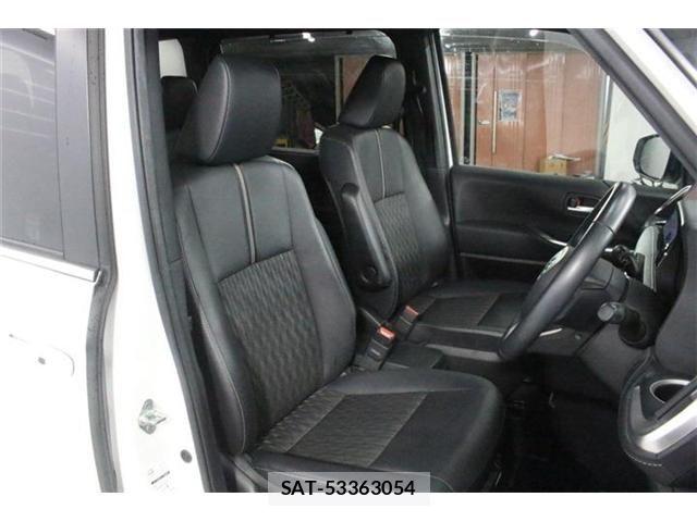 Toyota NOAH 2023-03 8849137-25