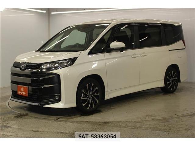 Toyota NOAH 2023-03 8849137-7
