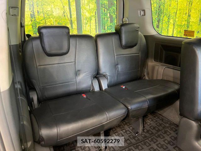 Toyota NOAH 2009-11 8850162-9