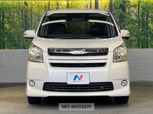 Toyota NOAH 2009-11 8850162-14