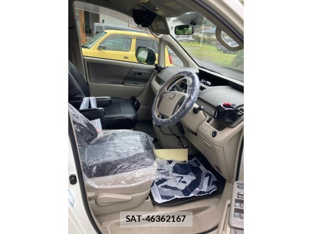 Toyota NOAH 2009-09 8850166-13