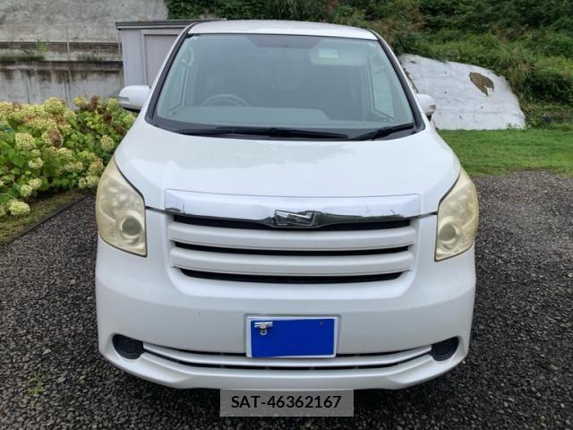 Toyota NOAH 2009-09 8850166-1