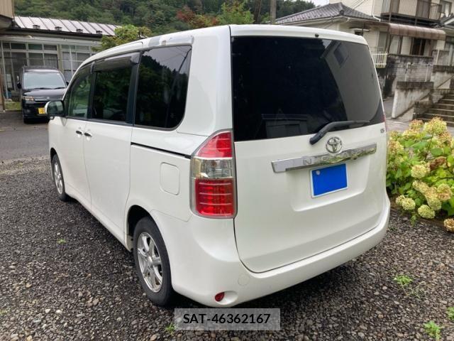 Toyota NOAH 2009-09 8850166-5