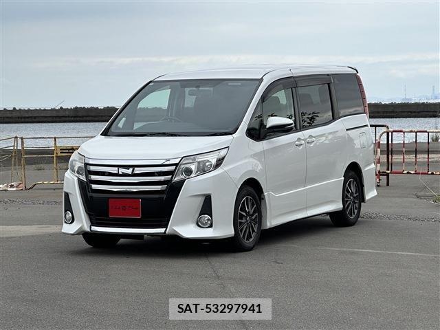 Toyota NOAH 2014-02 8850155-0