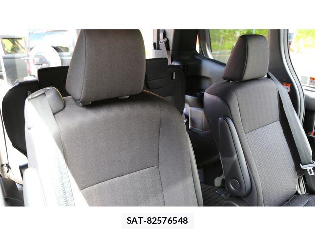 Toyota NOAH 2023-10 8850151-15