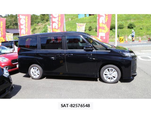 Toyota NOAH 2023-10 8850151-1