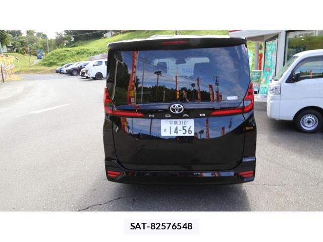 Toyota NOAH 2023-10 8850151-2