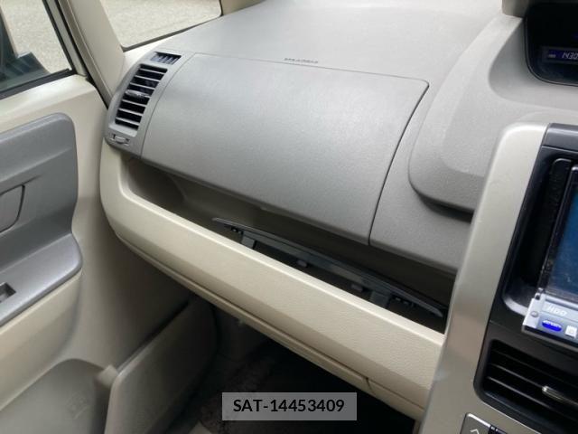 Toyota NOAH 2007-09 8850164-18