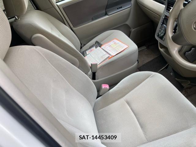 Toyota NOAH 2007-09 8850164-6