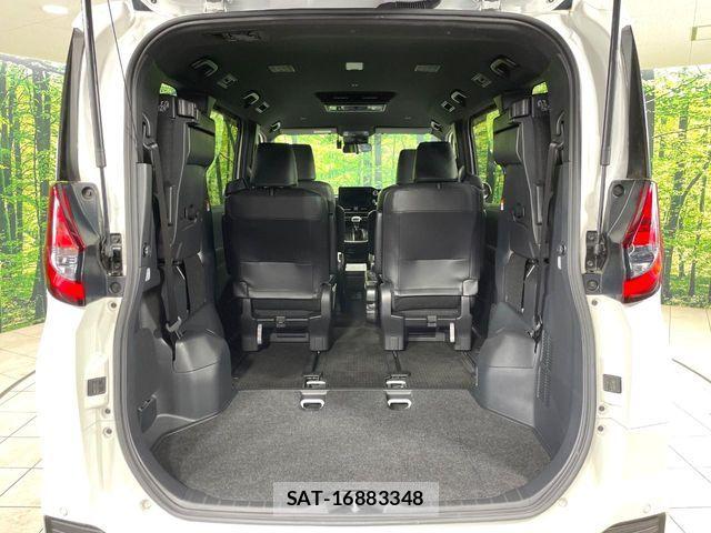 Toyota NOAH 2022-10 8849046-10