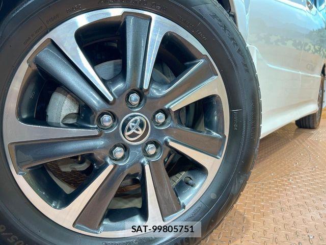 Toyota NOAH 2019-08 8850153-13