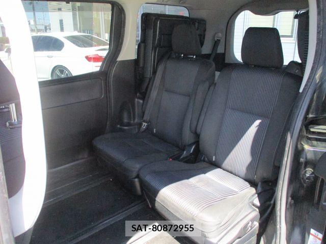 Toyota NOAH 2015-09 8850159-16