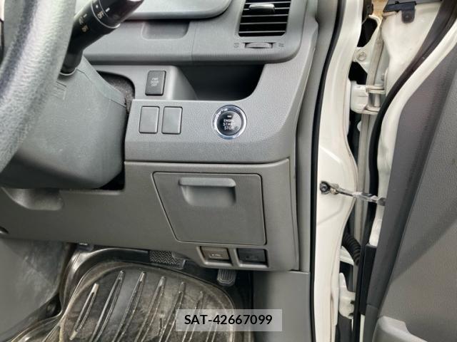 Toyota NOAH 2007-09 8849353-10