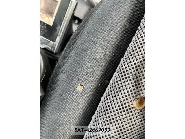 Toyota NOAH 2007-09 8849353-17